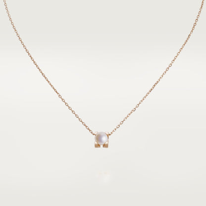 18K C De Necklace