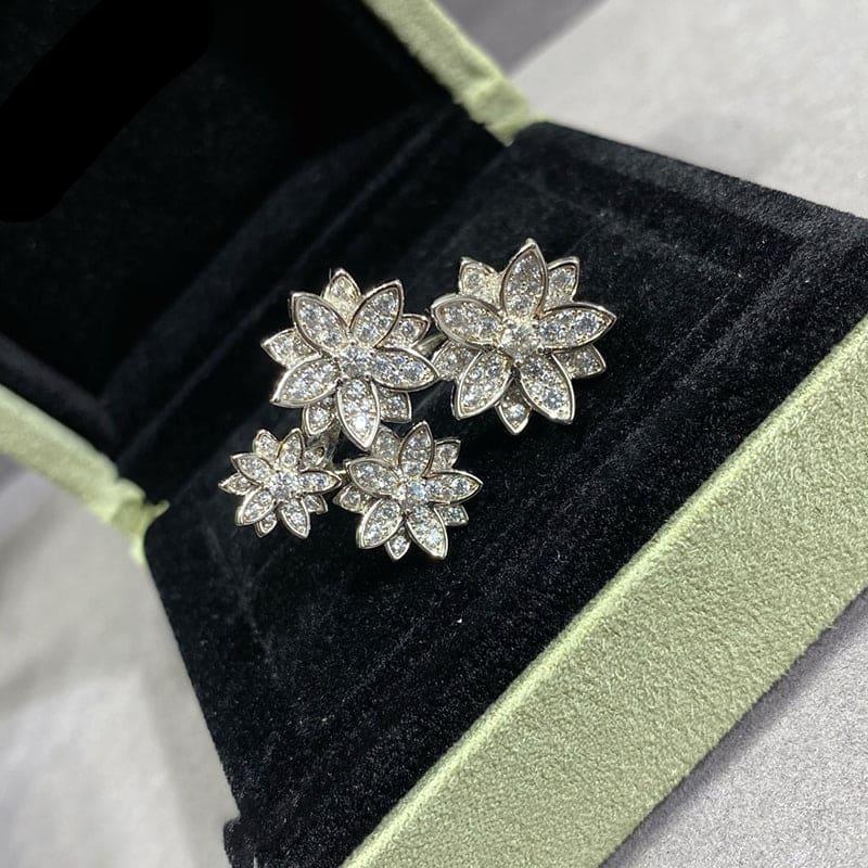 18K Lotus Four Flowers Ring