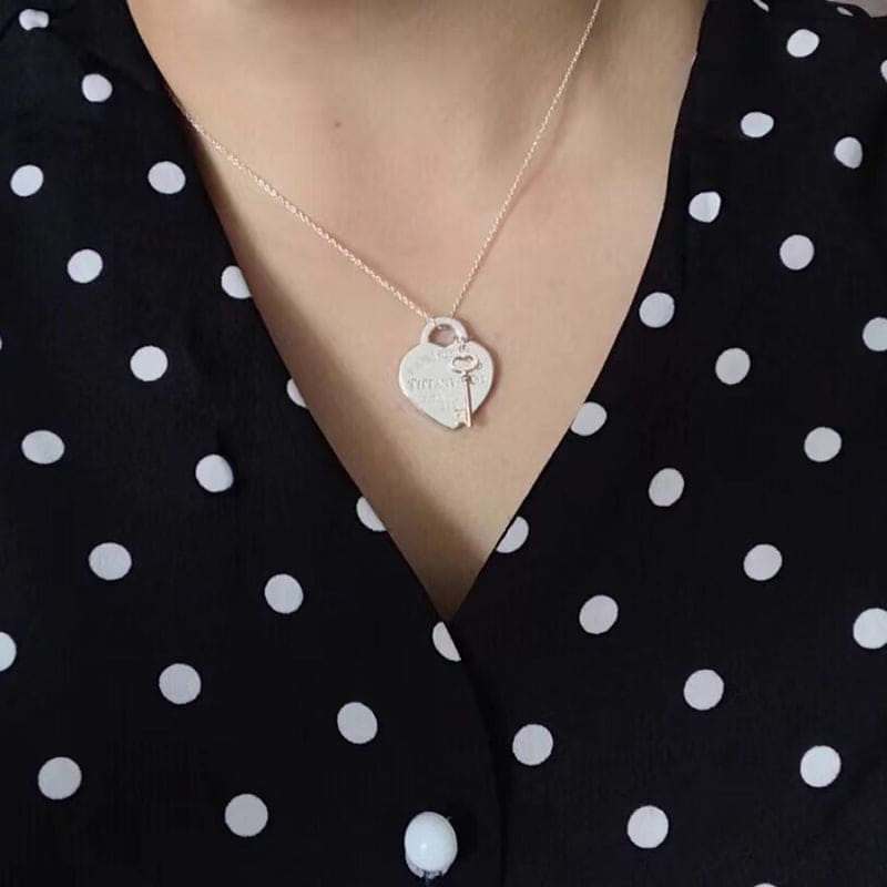 18K Return to Heart & Key Necklace