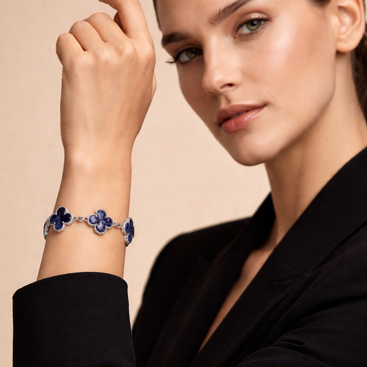 18K Vintage Alhambra Crystal Blue Bracelet