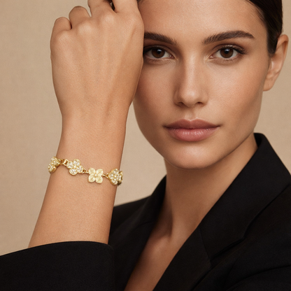 18K Vintage Alhambra Five Motifs Diamonds Clover Bracelet