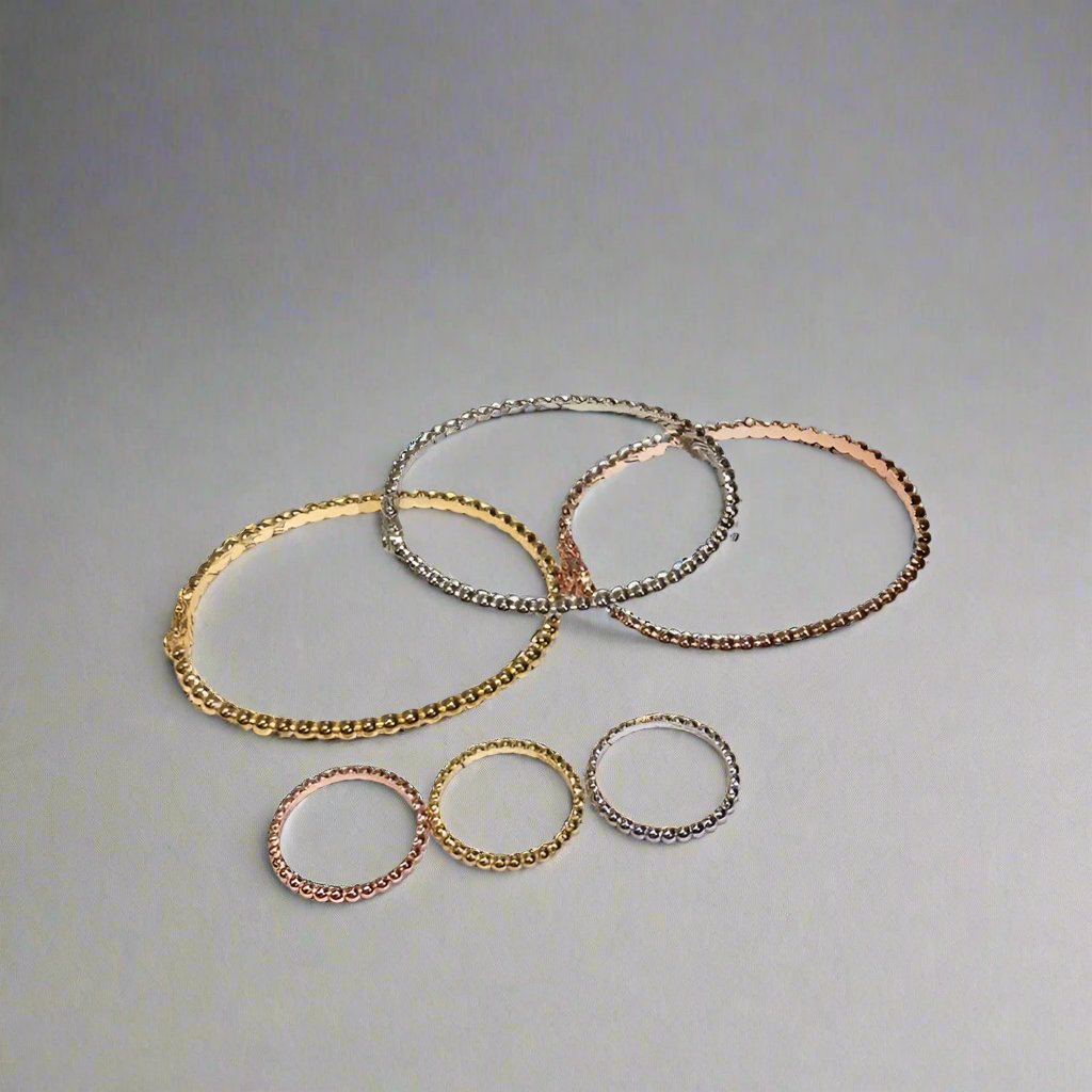 18K Perlée Pearls Bracelet