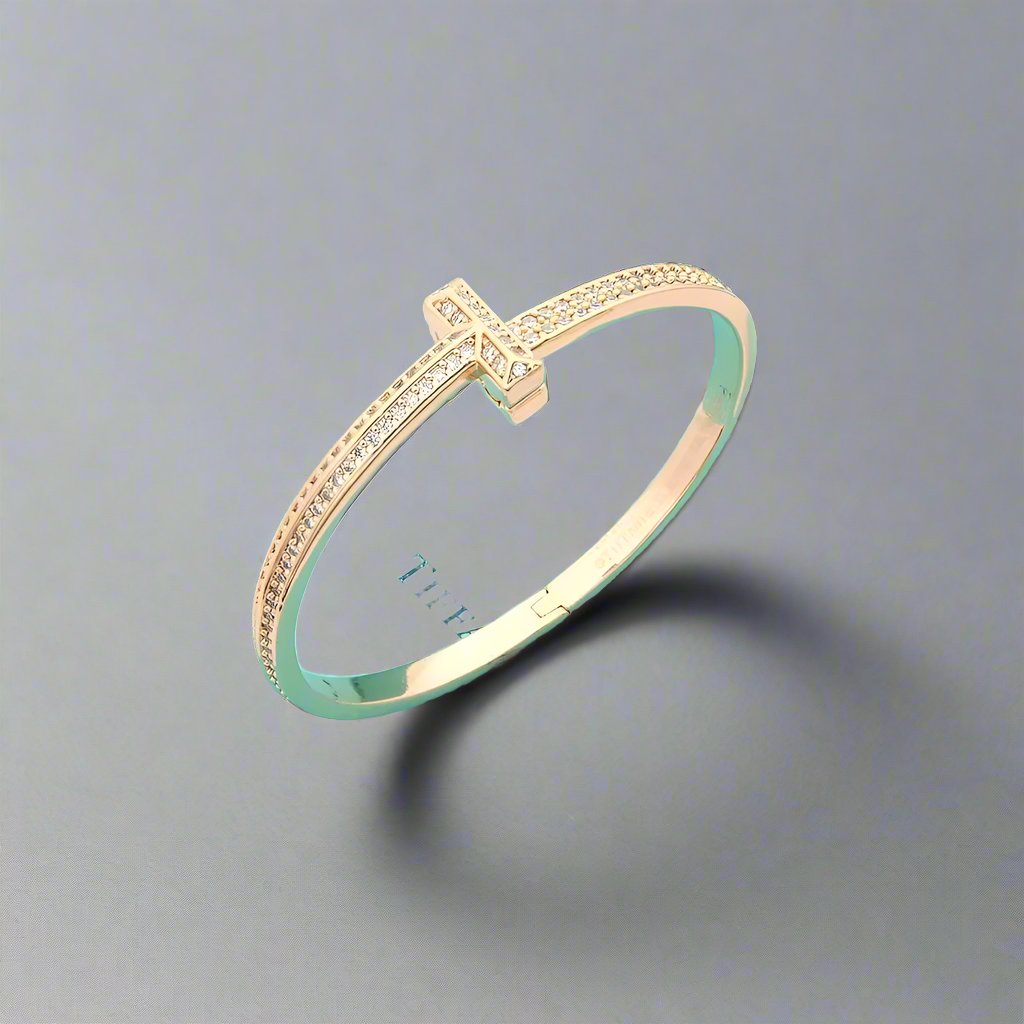 18K T1 Wide Diamond Bangle Bracelet